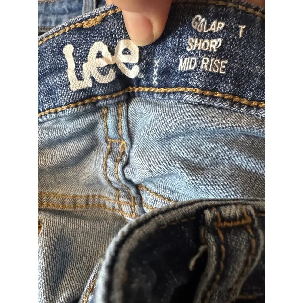 Lee Women’s Regular Fit Mid Rise Denim Shorts Blue Jean Shorts Classic 5 Pocket